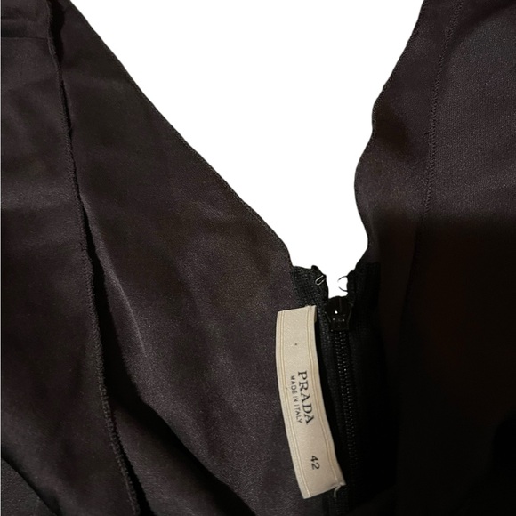 Vintage Y2K Prada, 100% silk, peplum top, Size 42 (us size 10-11 women’s) - Picture 10 of 10